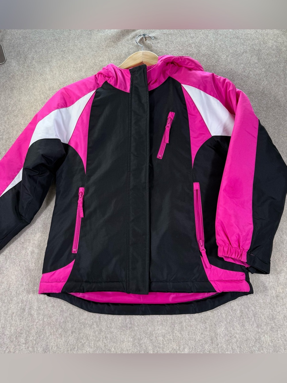 Children’s Place Girls Water Resistant Hooded Jacket Black & Hot Pink Sz M (7/8)